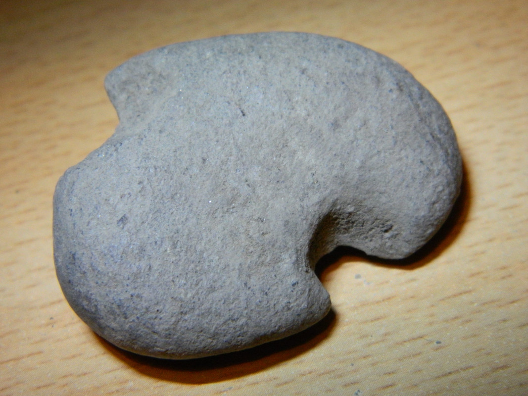 reikäkivi 016