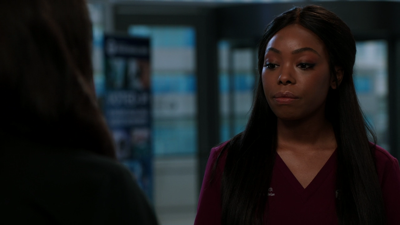Chicago.Med.S08E01.Si.comincia.contando.le.perdite.720p.WEBMux.ITA.ENG.x264-BlackBit[screenshot 5]