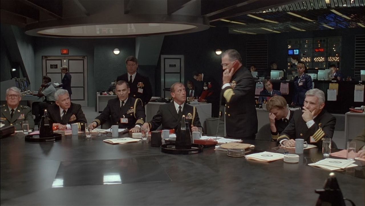 Under Siege 1992 (1080p x265 10bit Tigole).mkv_s