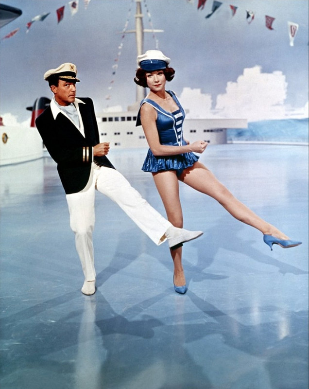 Shirley_MacLaine_b64