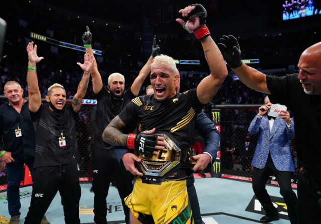 Историята на Чарлз Оливейра от фавелите до UFC ще стане филм