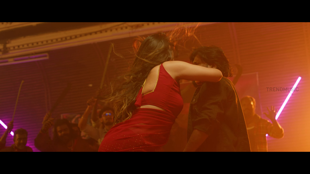 vlcsnap 2025 11 25 23h27m14s995