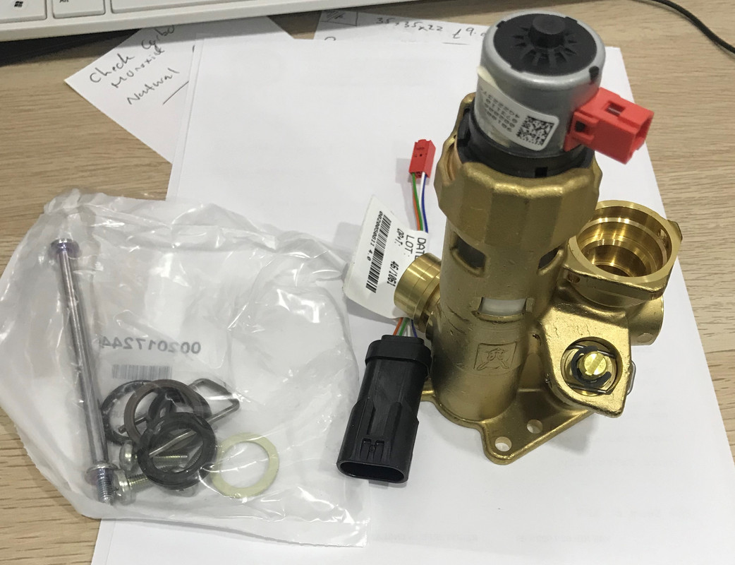 Vaillant EcoTec plus 824 831 937 Pro 24 28 Diverter valve 0020132682 eBay