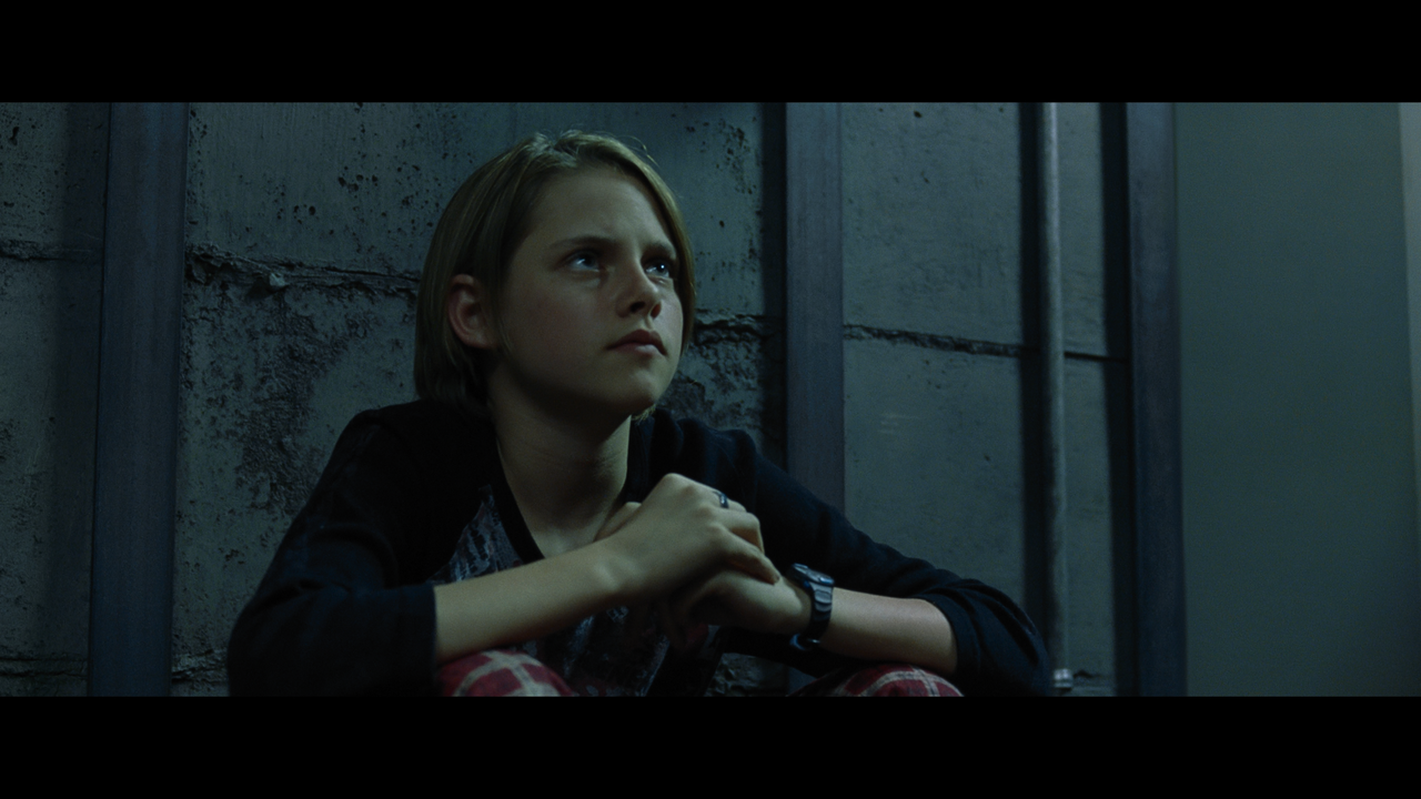 mpv-shot_Panic.Room.2002.2160p.UHD.BDRemux.DV.HDR.HEVC-Нечипорук_00_30_52_0006