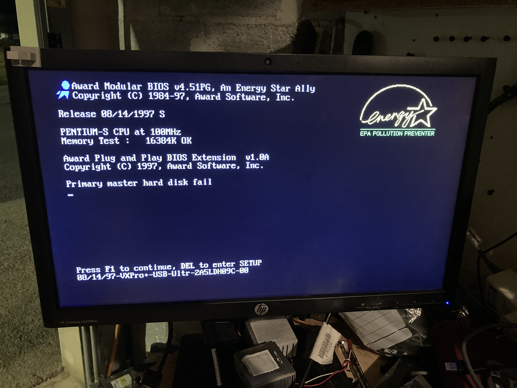 6D495EEE-268A-49BA-8487-A476F150E737