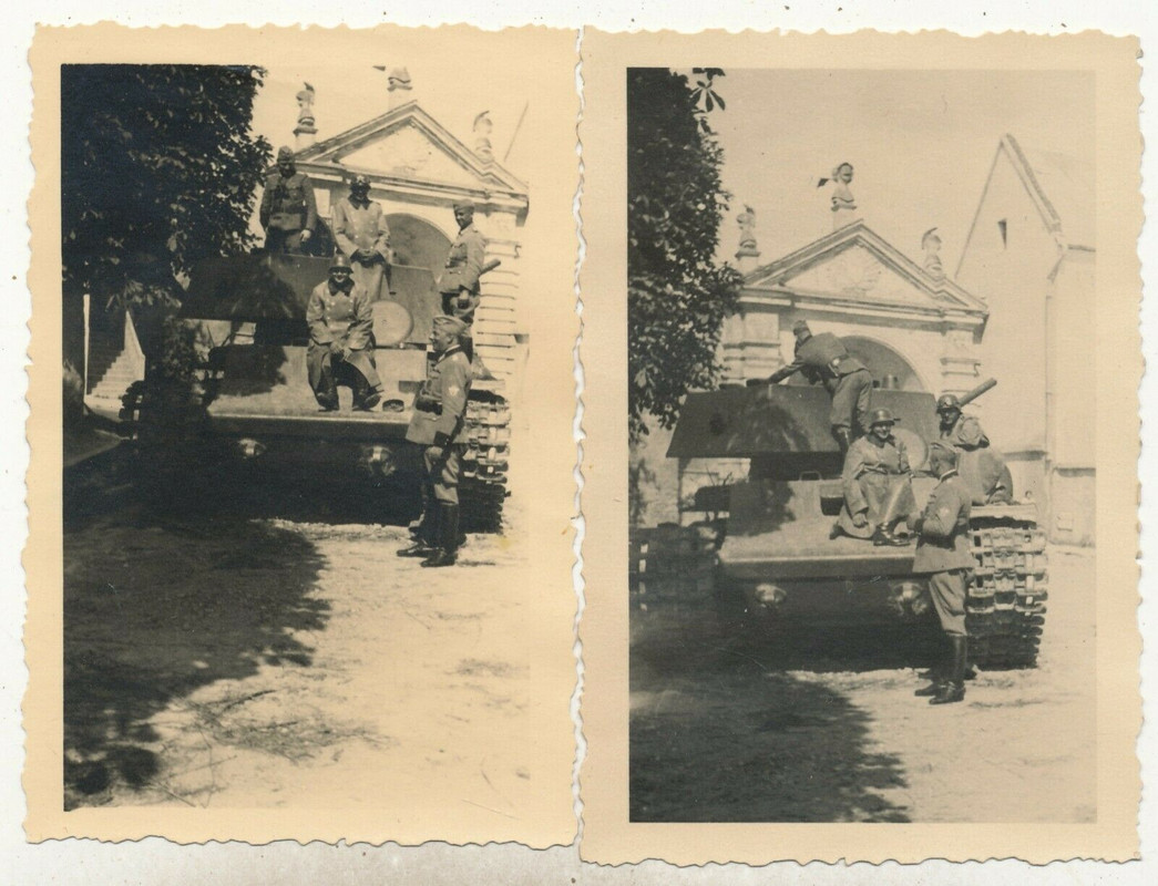 Foto - Deutsche Soldaten mit zerstörtem Panzer