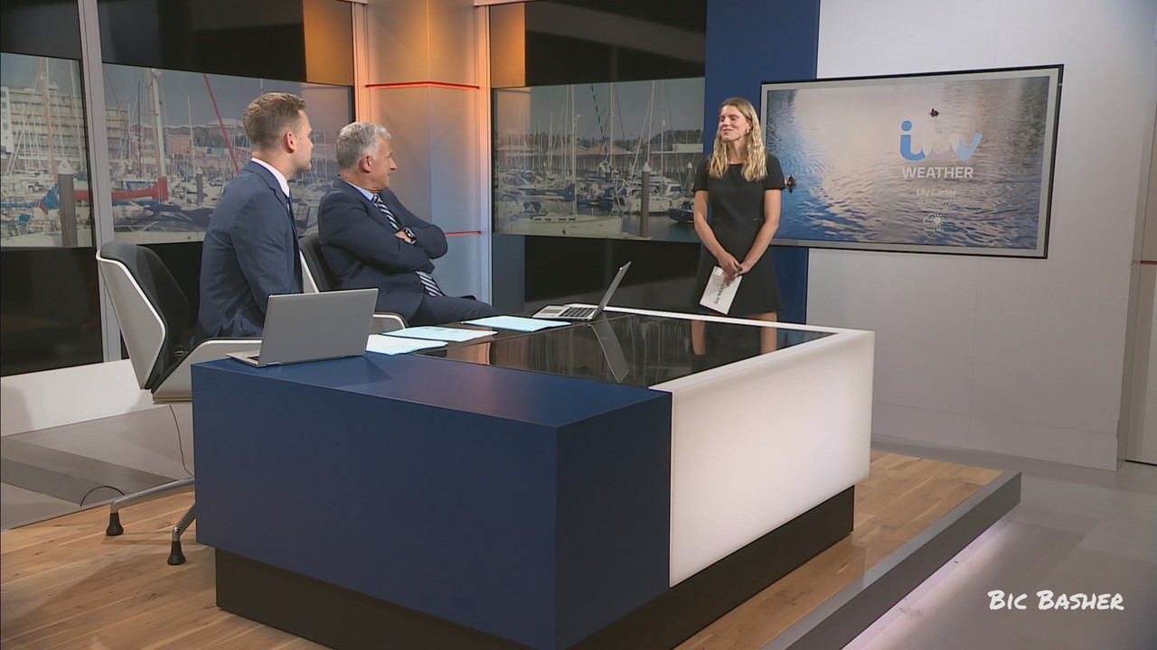 09.04 - 18.00.04 - TimeShift 17. TimeShift For Time 17.ts_snapshot_23.50.795