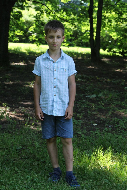 7 лет мальчику. Парень в семь лет. Лицо подростка. Причёски мальчикам 7 лет. Мальчики актеры 7 лет.