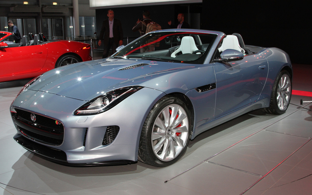2014-Jaguar-F-Type-Convertible