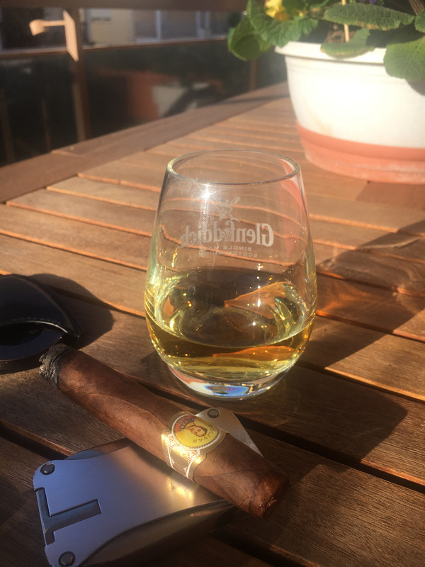 7541419B-6769-4EA4-9025-FE6198D63A9F