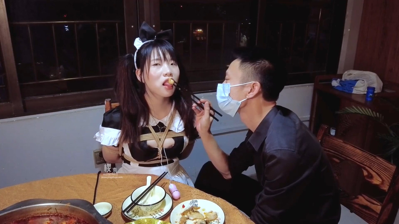 樱束原创 哥妹系列—带女仆妹妹外出吃饭.mp4_20210828_185448.634