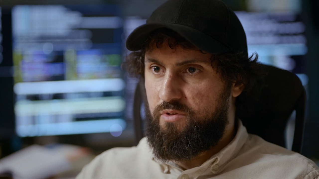 Money.Electric.The.Bitcoin.Mystery.2024.NORDiCSUBS.1080p.WEBRip.10Bit.x265-SWAXX.mkv.0004