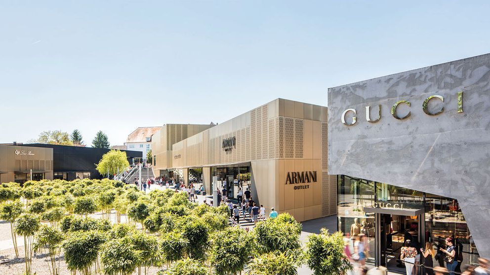 58b1ea5d541c4160655c82dadb9951ab-jpg-5f2bdaf120877 Аутлет Metzingen Designer рай для шопоголиков в сердце Германии