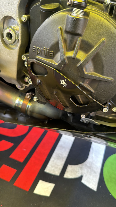 D8311C97-B01E-4842-8BA0-57B25EA0F399