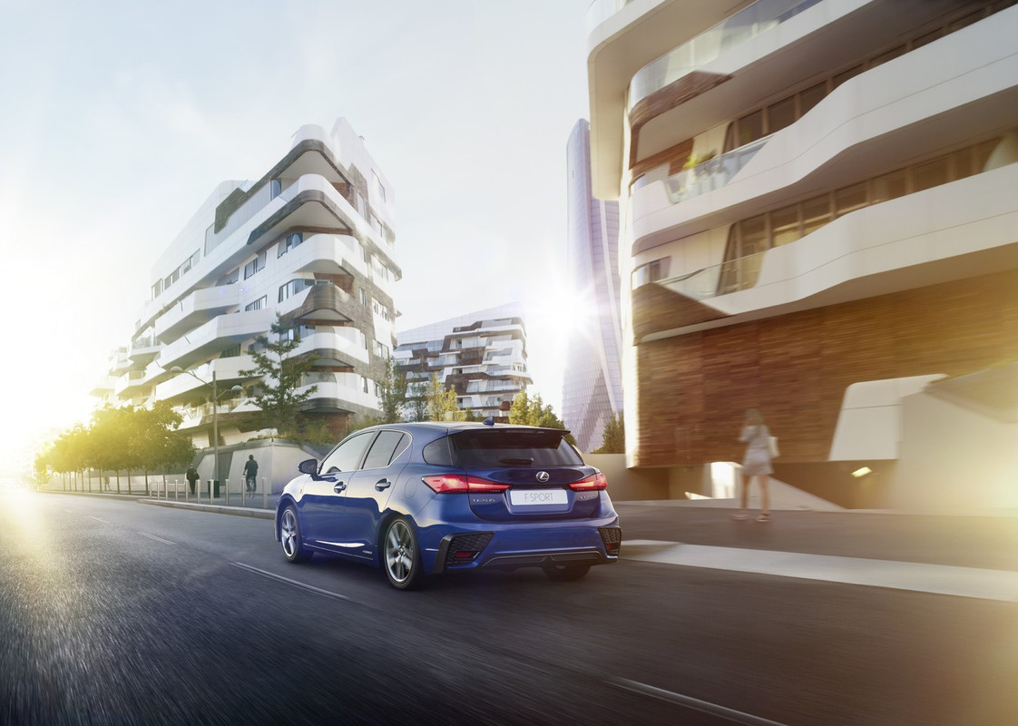 2019 Lexus CT 200h (2)