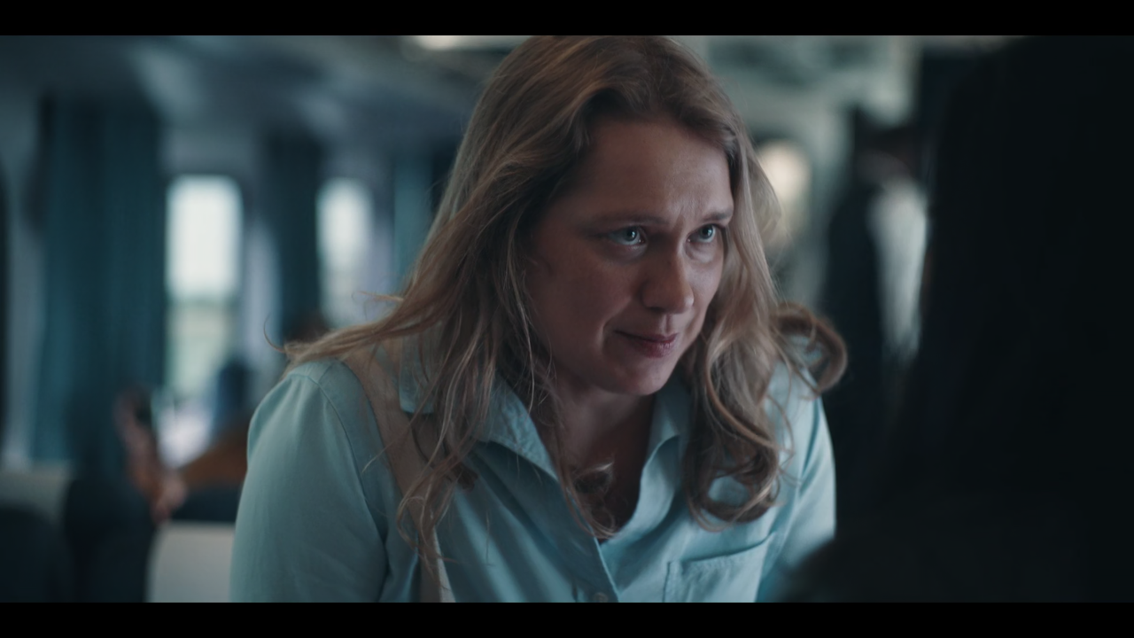 RUN (2020) S01E04 Chase (1080p AMZN Webrip x265 10bit EAC3 5.1 - DNU) [TAoE]