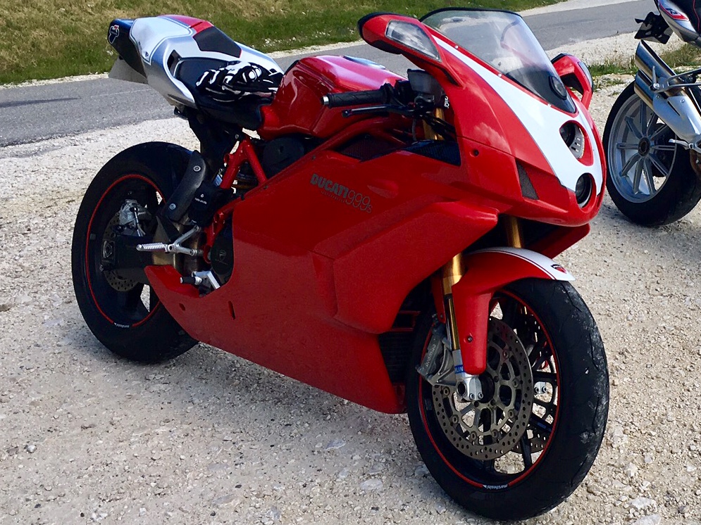 18A6858A-DE33-4BCA-B5DF-88B27E44B462