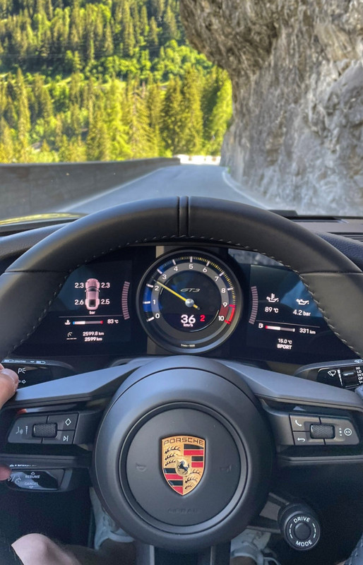 331E1C5F-DB30-430B-B45A-C2495182F889