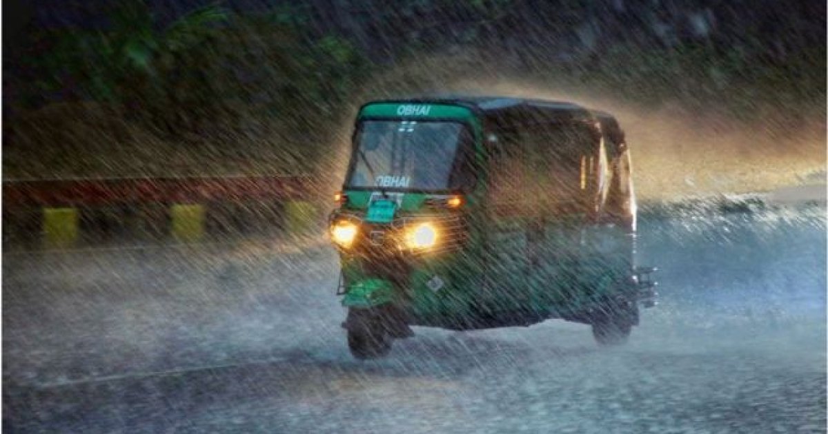 চট্টগ্রামে দমকা হাওয়াসহ বৃষ্টির আভাস, বাড়তে পারে তাপমাত্রা