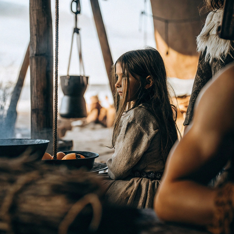 girl-of-the-stone-age-at-the-8000-bc-pagan-ritual- (1)