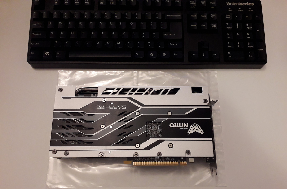 Sapphire NITRO  Radeon RX 580 4GD5 (02)