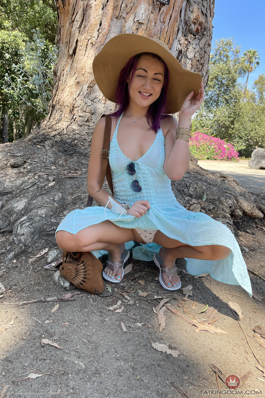 Lily Adams0057