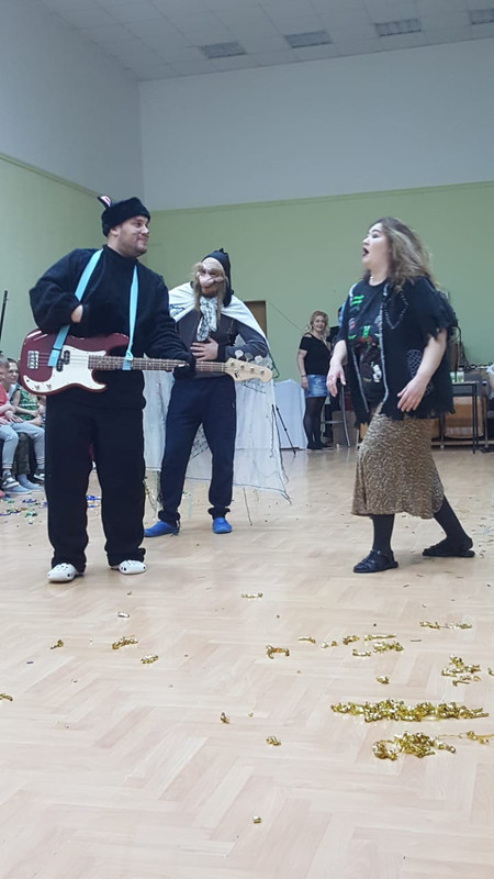 E0A5F2BA-55B3-42BC-AB24-05238BED2C78