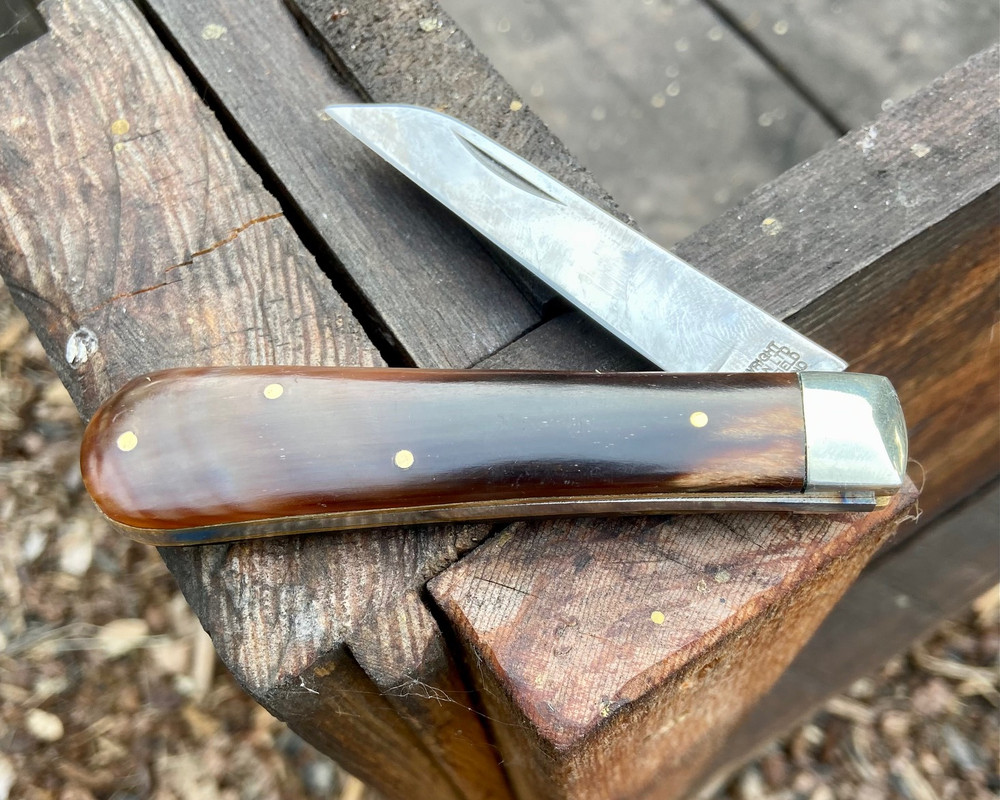 64B0FDBF-5F13-47A6-BA14-E7F0E16766E1