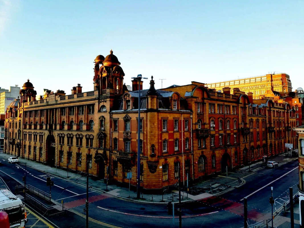 JS85258117 Манчестерская пожарная станция: От огнеборцев до театралов.