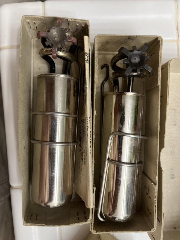 1812C5E1-E8E0-4C47-89B4-4198729A94D5