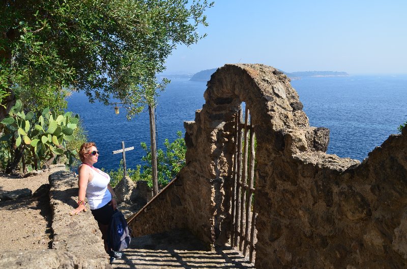 Italia y sus pueblos-2018/2019/2023 - Blogs de Italia - ISLA DE ISCHIA-21-9-2018 (117)
