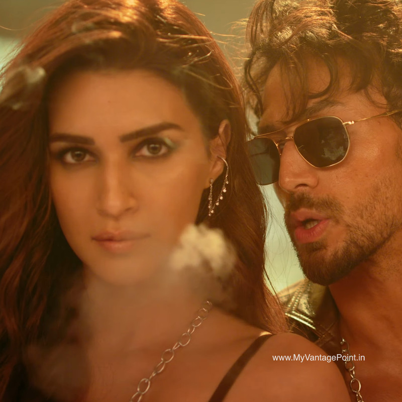 wallpaper-of-kriti-sanon