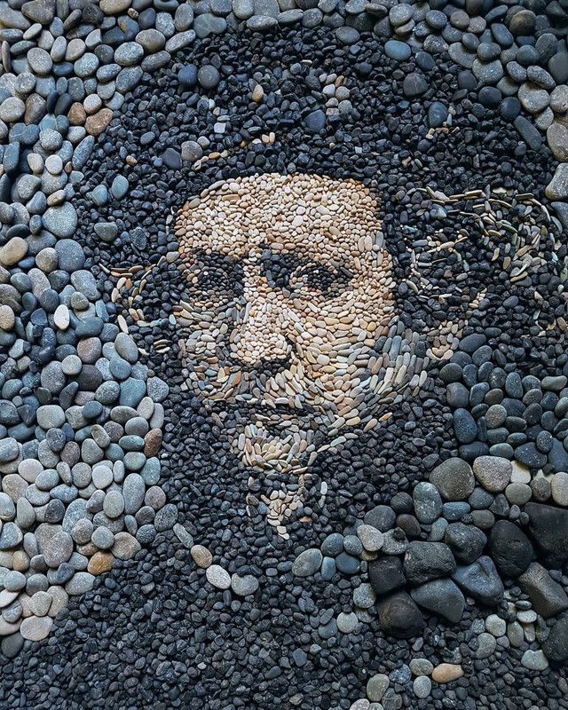 et-pebble-7985675769978