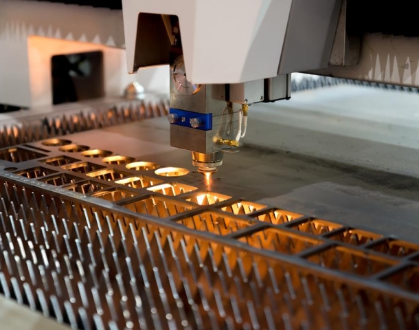 Cắt laser CNC kim loại tấm