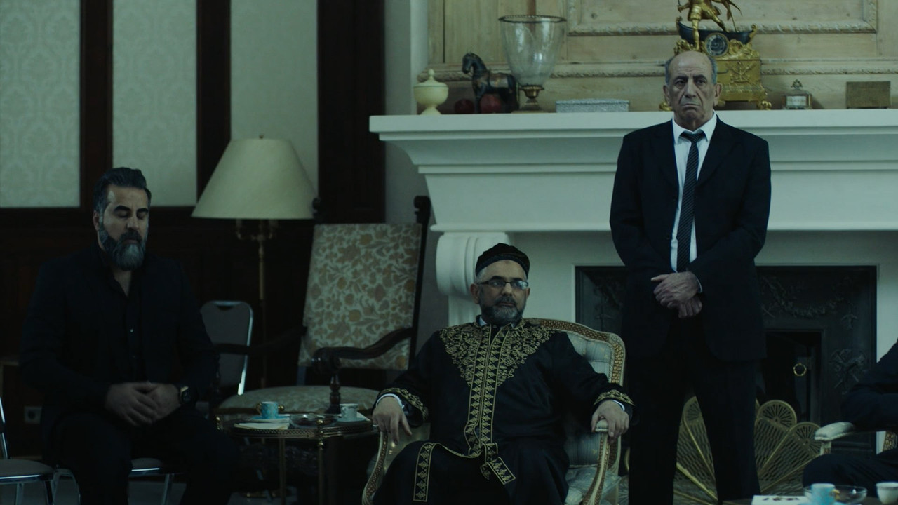 4 Blocks S02E01 [1080p]