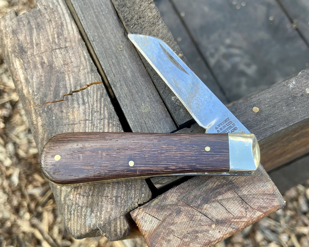 29B0F528-AF90-4348-9C17-6DFF228D69FD_1_201_a