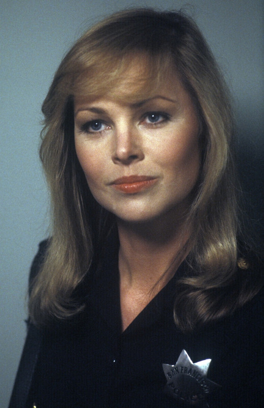 michelle phillips b37