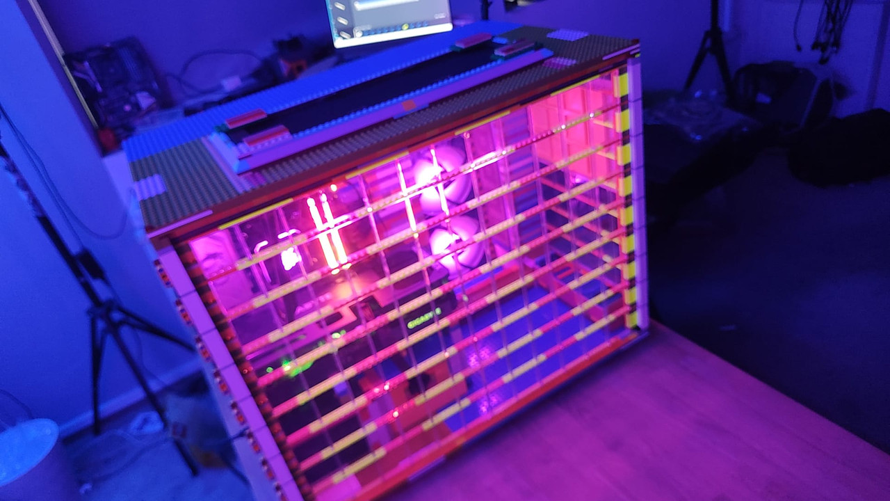 WhatsApp Image 2024-11-16 at 22.31.18_92a16b88