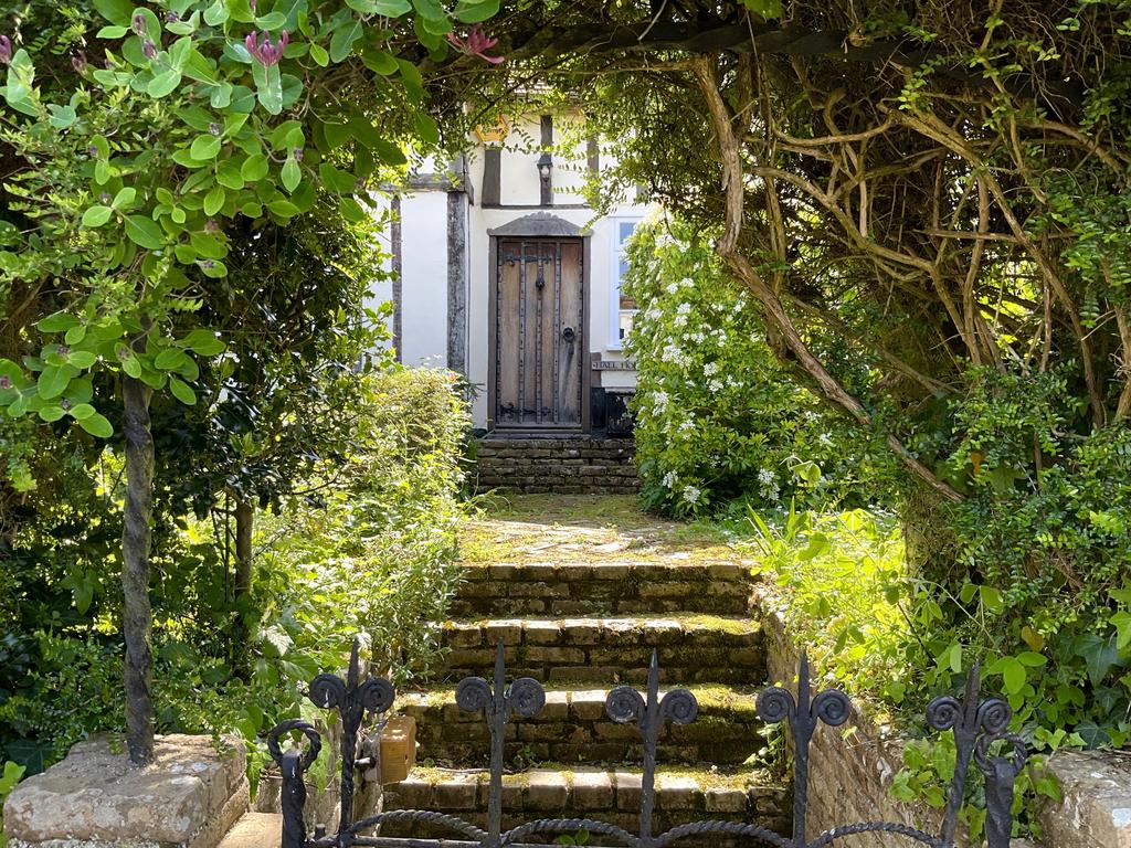 Пёстрая лента. Путешествие по сельским дорогам Англии в мае 2025 г.