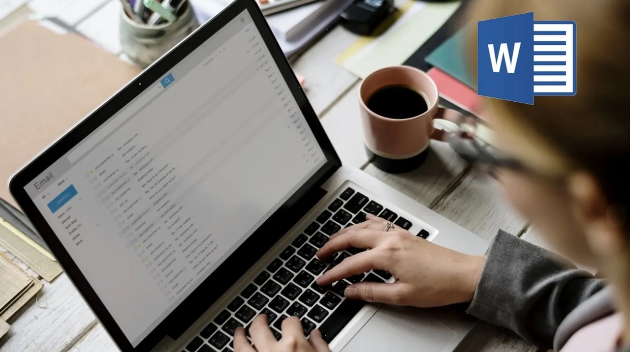 ¿Cuál es el atajo de teclado para copiar y pegar textos sin formato en Word?