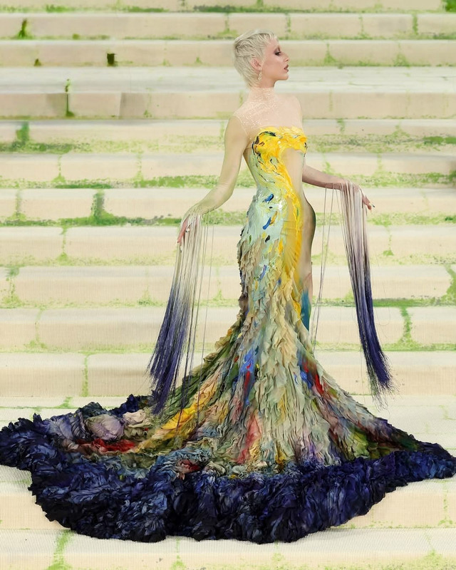 Emma Chamberlain at Met Gala 2026