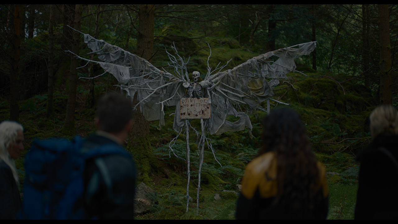 mpv-shot_The.Watchers.2024.2160p.UHD.BDREMUX.HDR.DV.HEVC-Нечипорук_01_09_21_0008