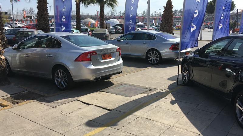 7ED48525-777D-44AE-812E-CB92E00D4578