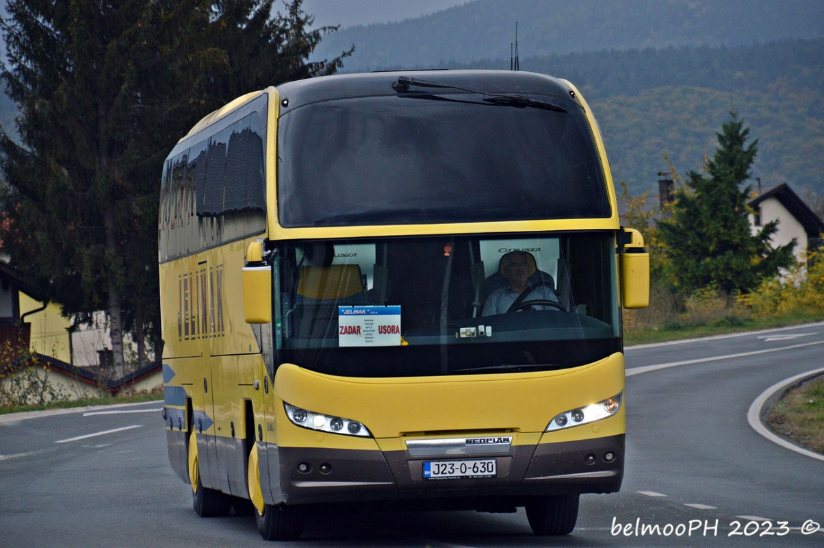 21CF999A-43F4-4B5D-A6BE-FA1638034B00