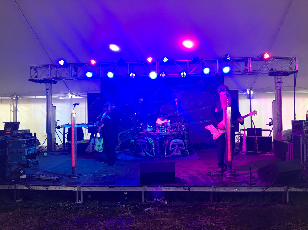 28B3AF6E-F275-49E5-B6AF-93BF035B4D81