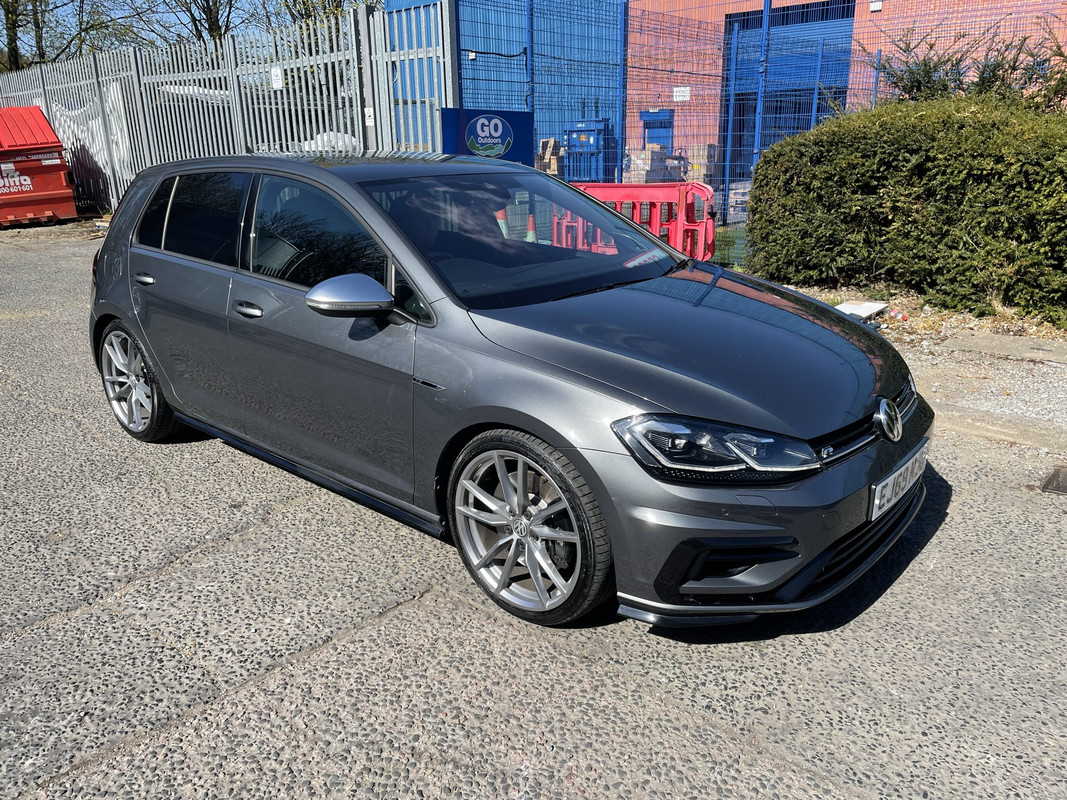 F0884E47-8E87-4AF9-A50B-68F0D56F1CFB