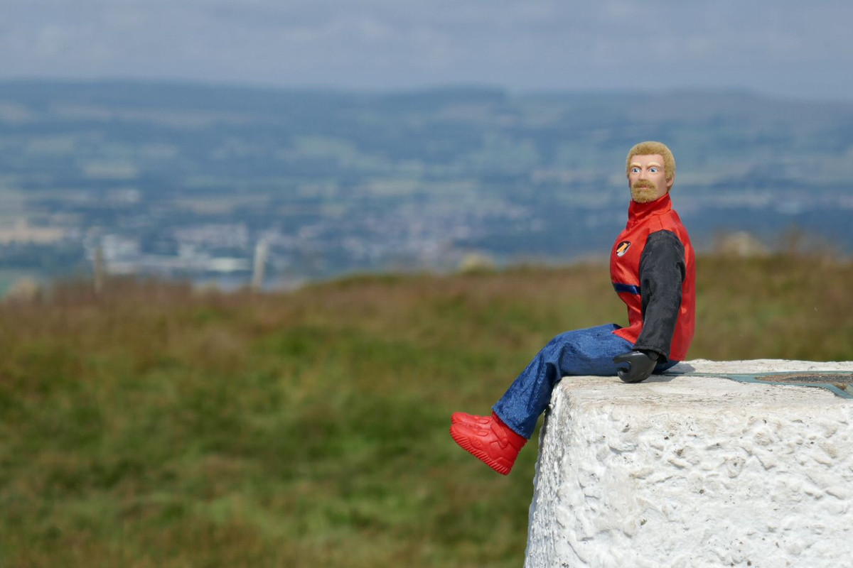 Action Man scales Benarty Hill. E93-DB65-C-961-C-4587-A043-D42-E1-BF05653