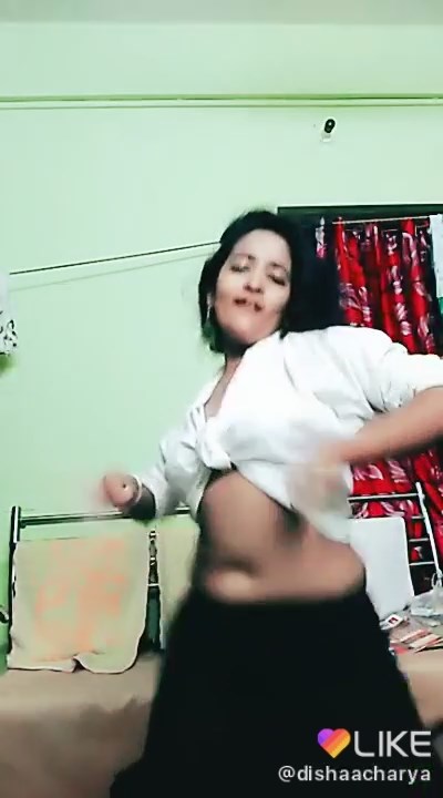 [Image: bengali-girl-deep-navel-in-white-and-bla...09-832.jpg]