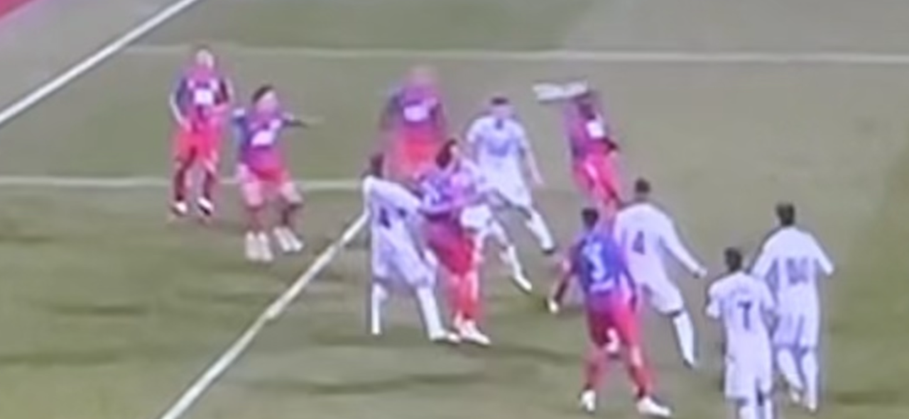 9C2FC0EC-C888-40F7-A9DD-44E8BB0D5792