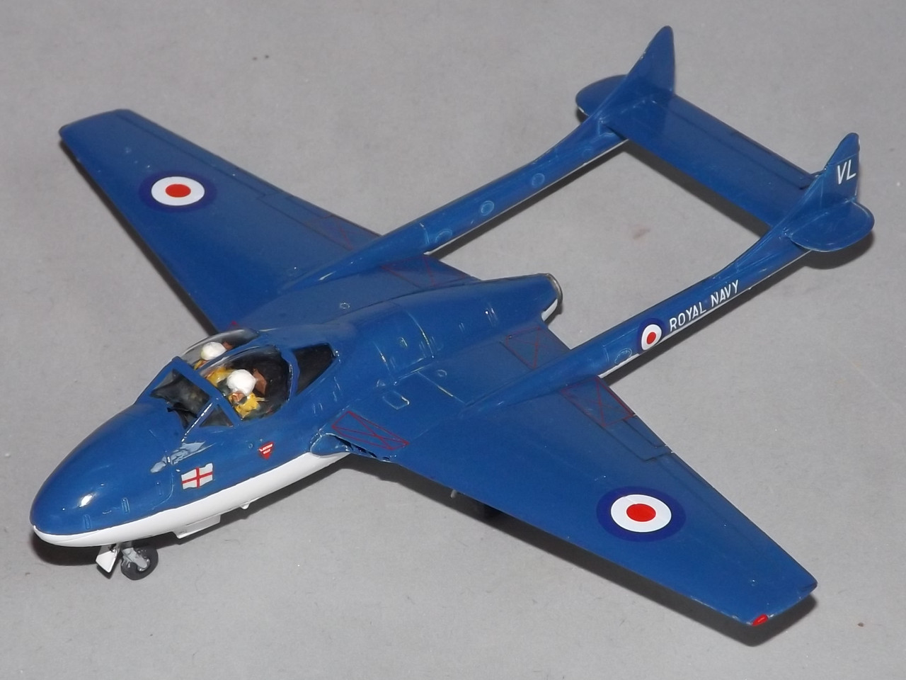 Airfix_Vampire-T22-FP